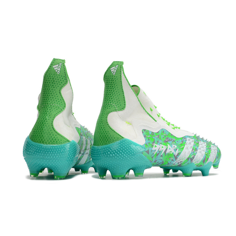 Chuteira Adidas Predator Freak+ Campo FG