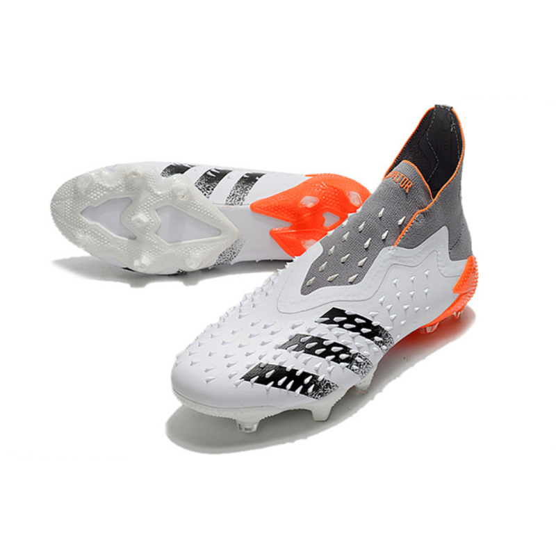 Chuteira Adidas Predator Freak+ Campo FG "White Spark"