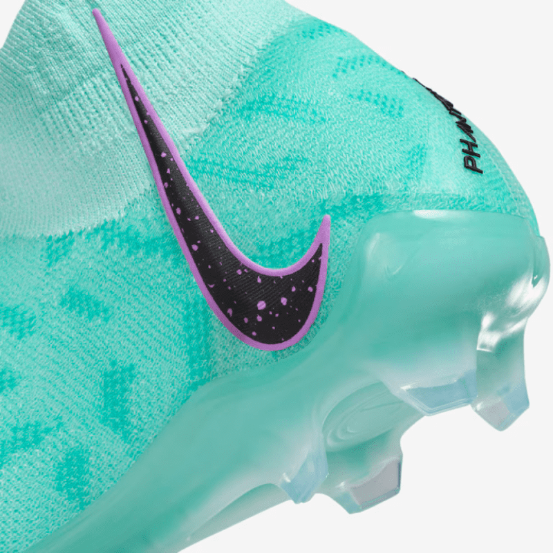Chuteira Nike Phantom Luna Elite Campo
