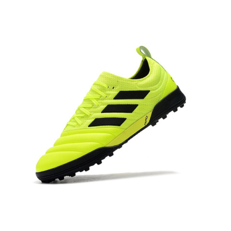 Chuteira Adidas Copa 20.1 Society