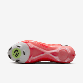 Chuteira Nike Phantom Luna Elite Campo